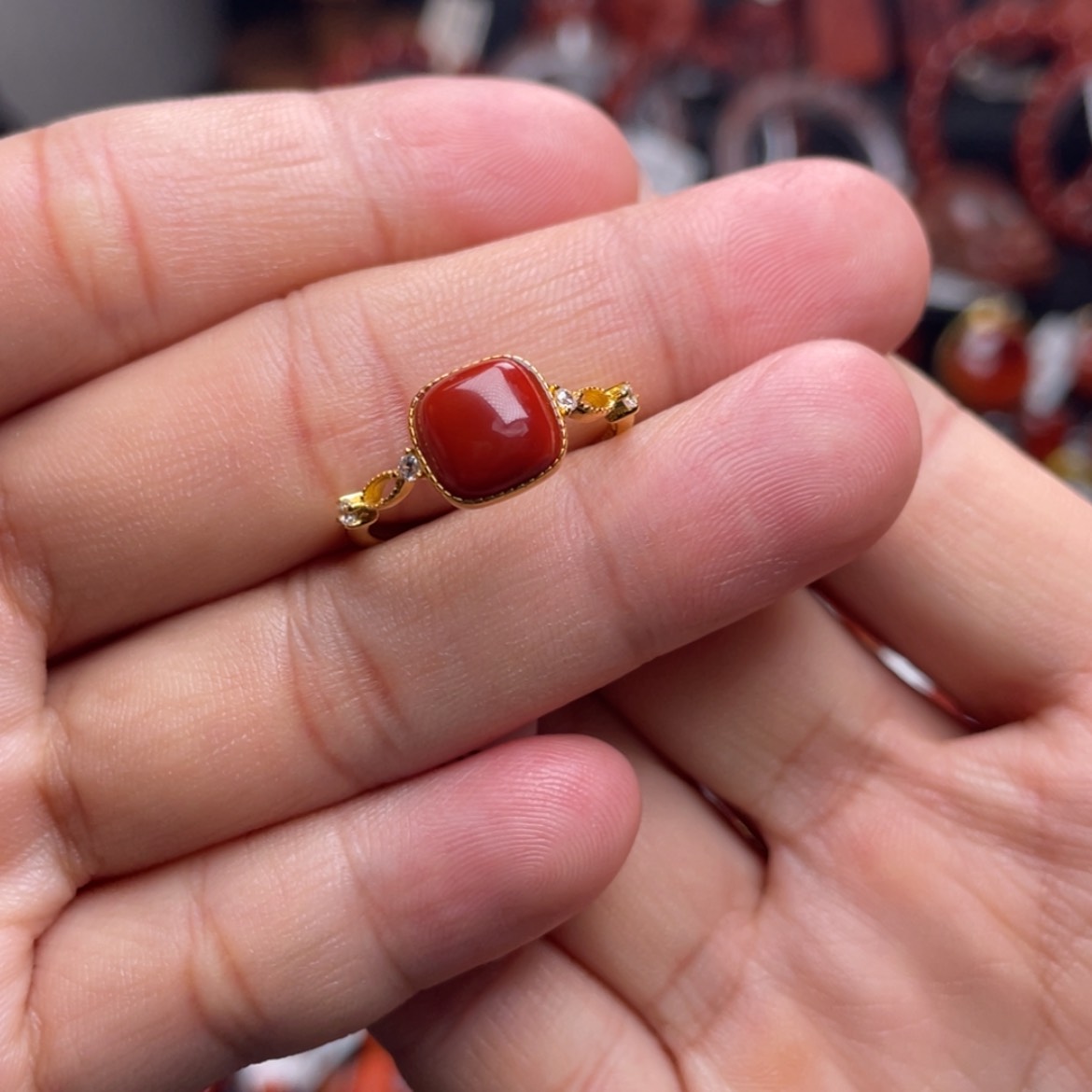 【闪购商品】银S925镶嵌方糖戒指南红玛瑙