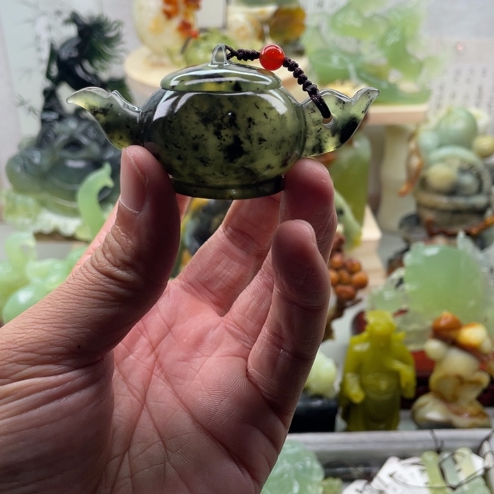 蛇纹石玉未镶嵌四大名玉手把