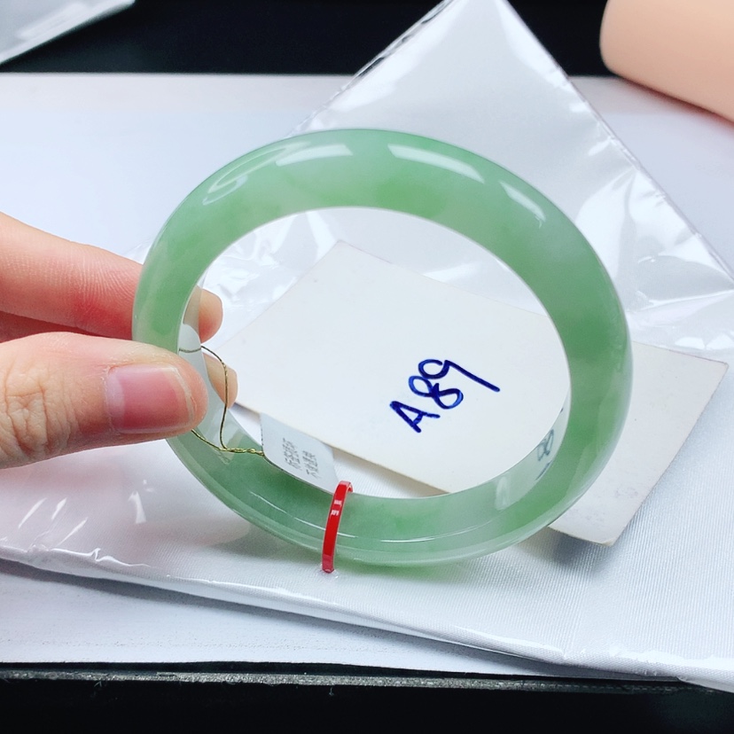 【闪购商品】翡翠手镯未镶嵌天然缅甸a货手镯57+