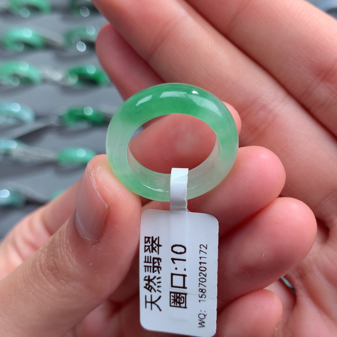 翡翠戒指未镶嵌天然