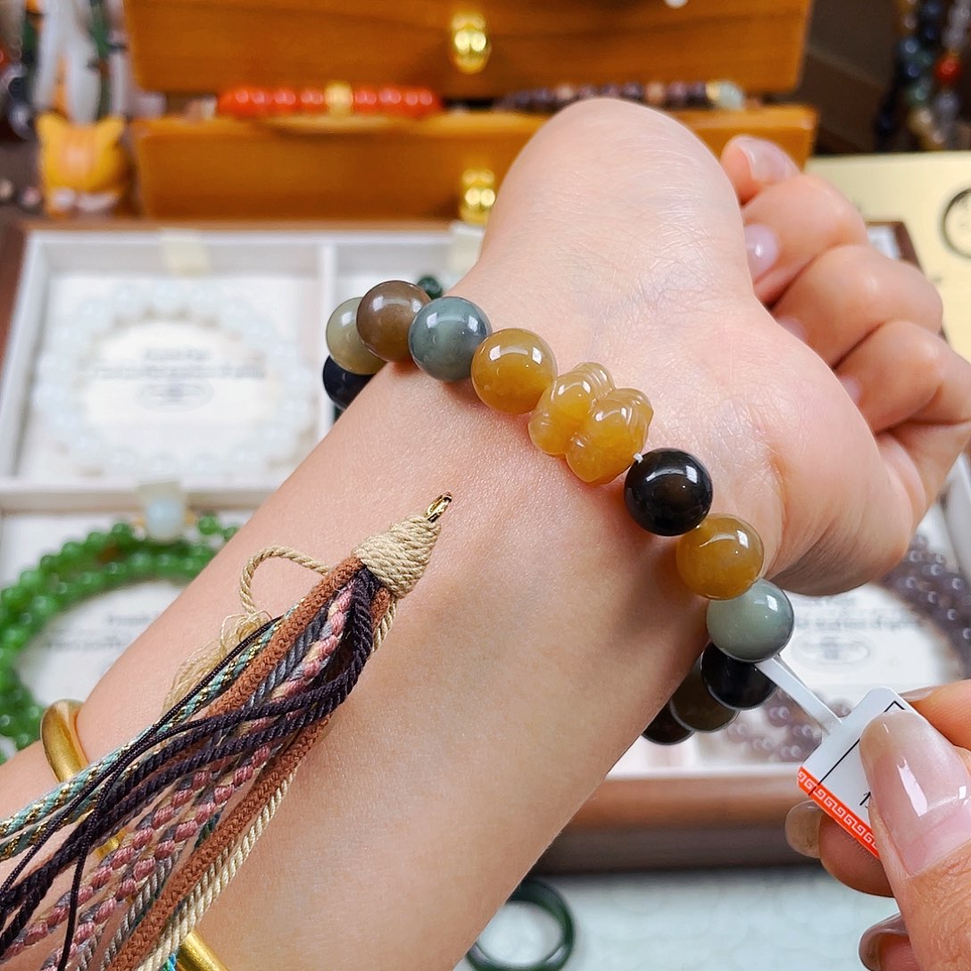 手链未镶嵌和田玉