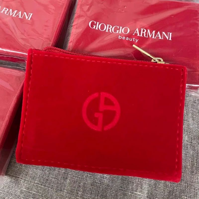 阿玛尼【K207】专柜赠品包化妆包 mini零钱包高定红色丝绒耳机包