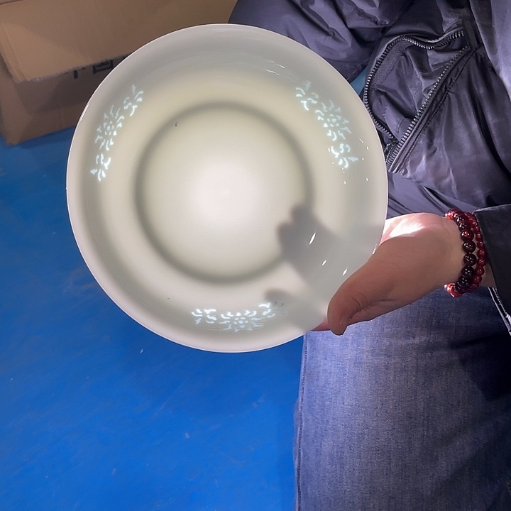 瓷片青瓷玲珑八英寸深盘四个，包邮