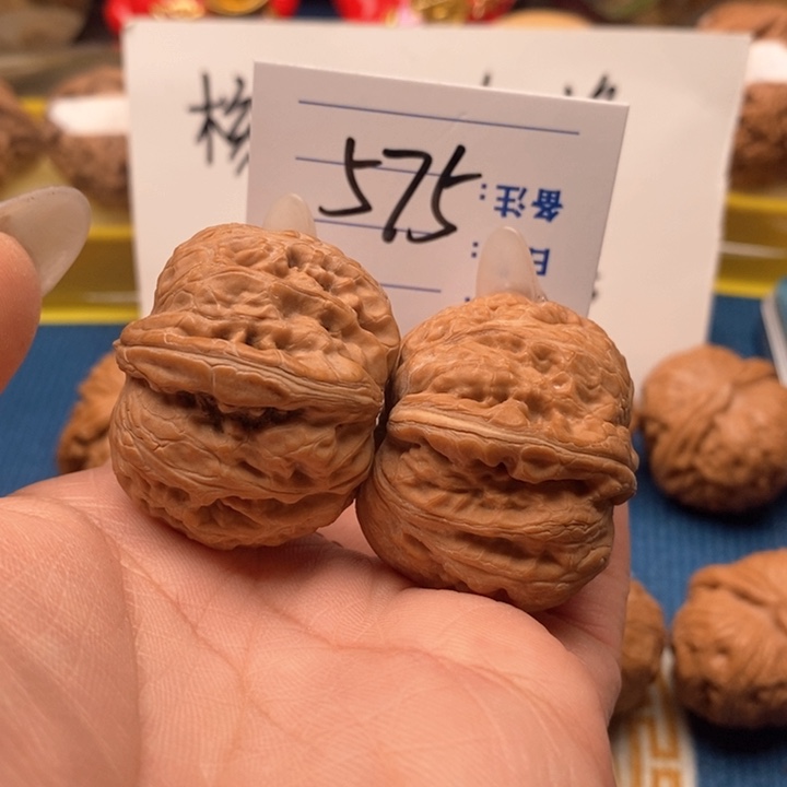文玩核桃把件钱***℡575号38全品元宝
