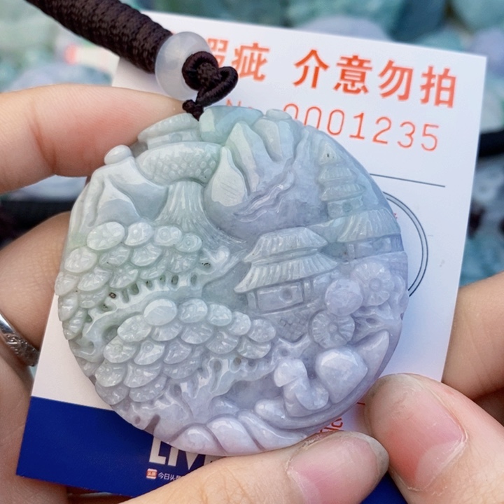 吊坠(不含链)未镶嵌翡翠