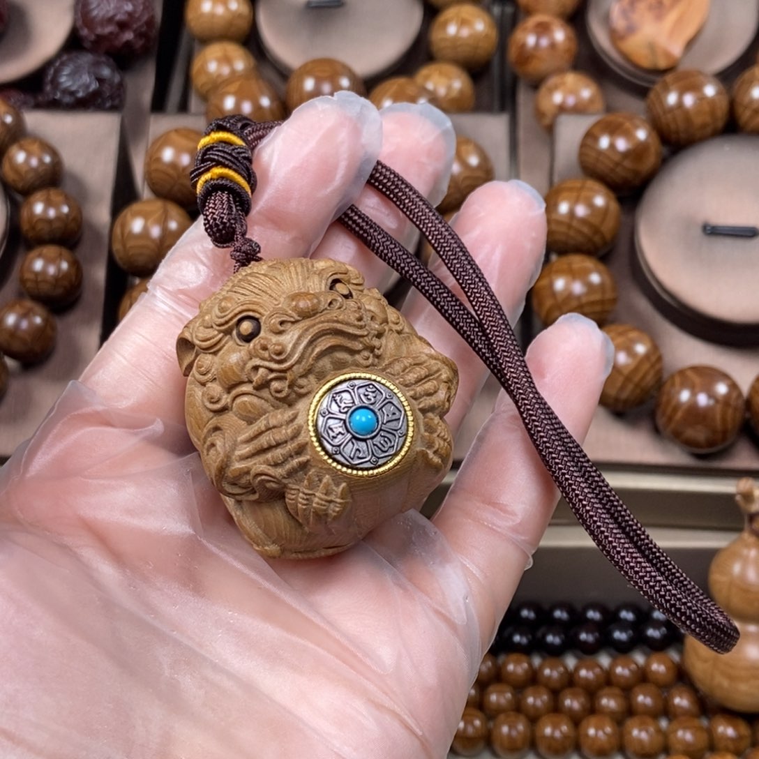 六道木把件貔貅手把件