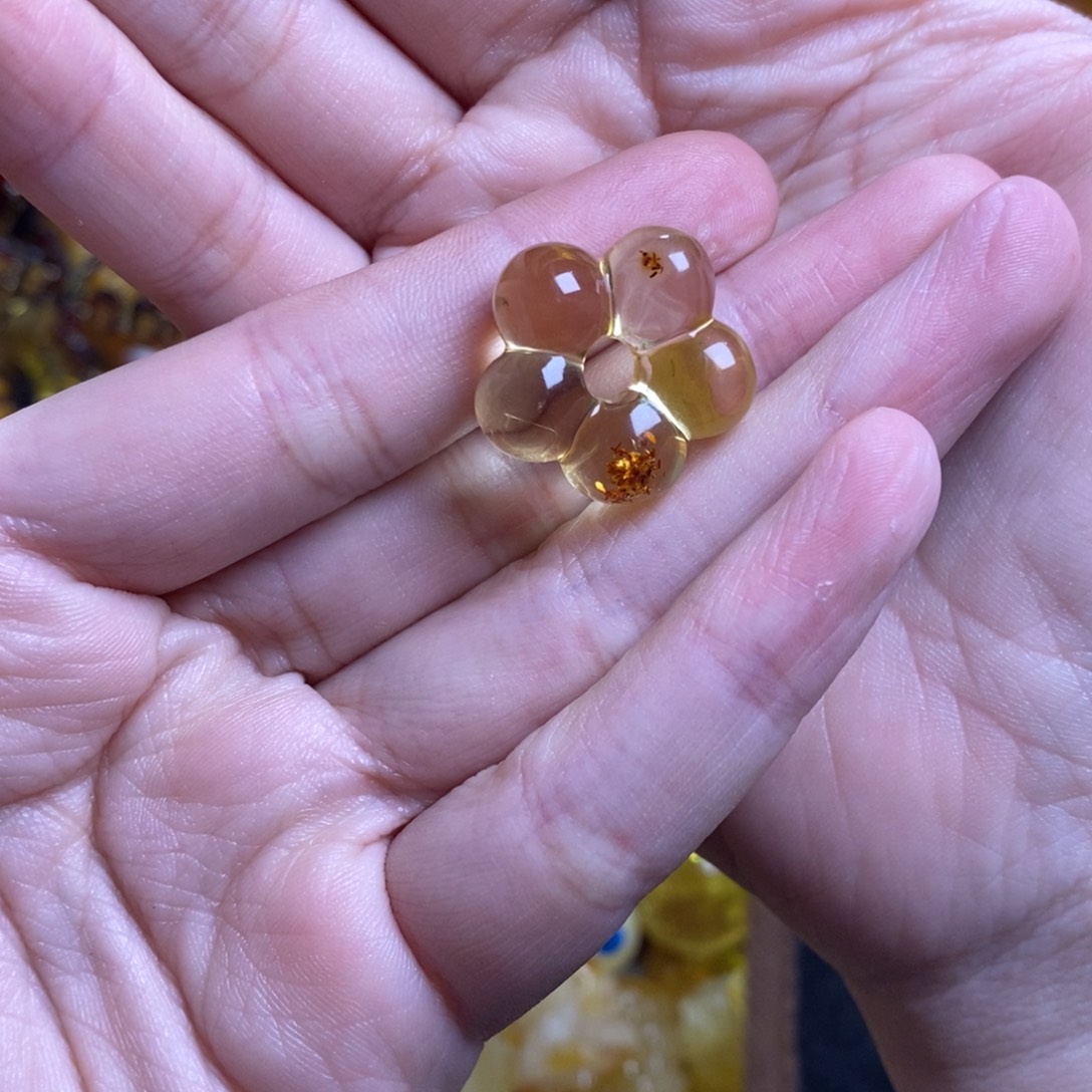 琥珀未镶嵌珠宝奇石