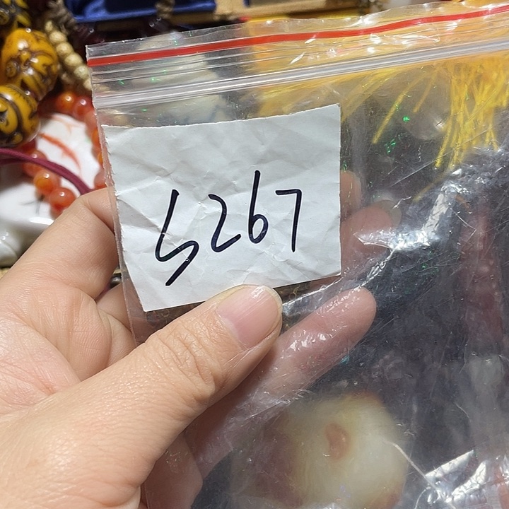 琉璃/树脂/塑料类水*