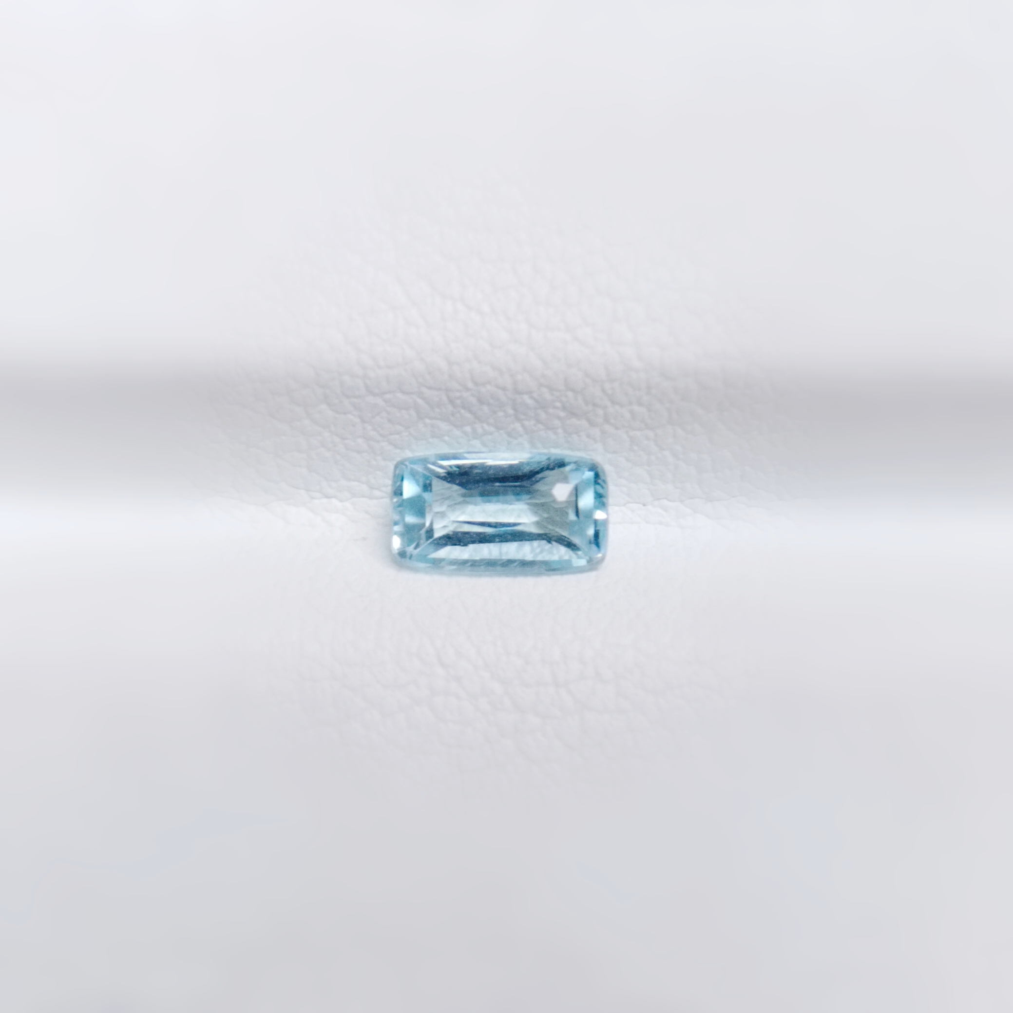 天然海蓝宝石圣玛利亚色满火彩戒指吊坠精切裸石天空蓝0.55克拉