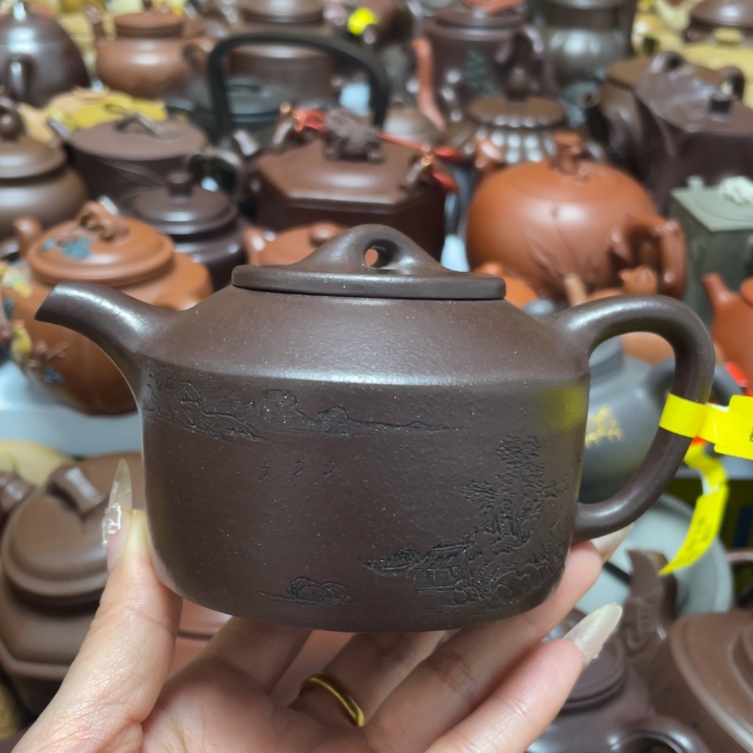 茶壶底槽青紫砂艺术作品