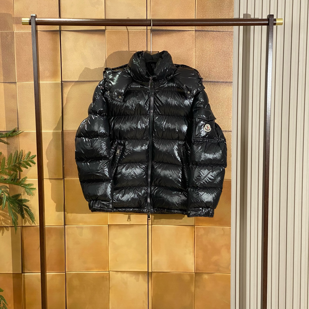 全新未使用 MONCLER 23fw爆款黑色Maire徽标logo羽绒服/2码/27174