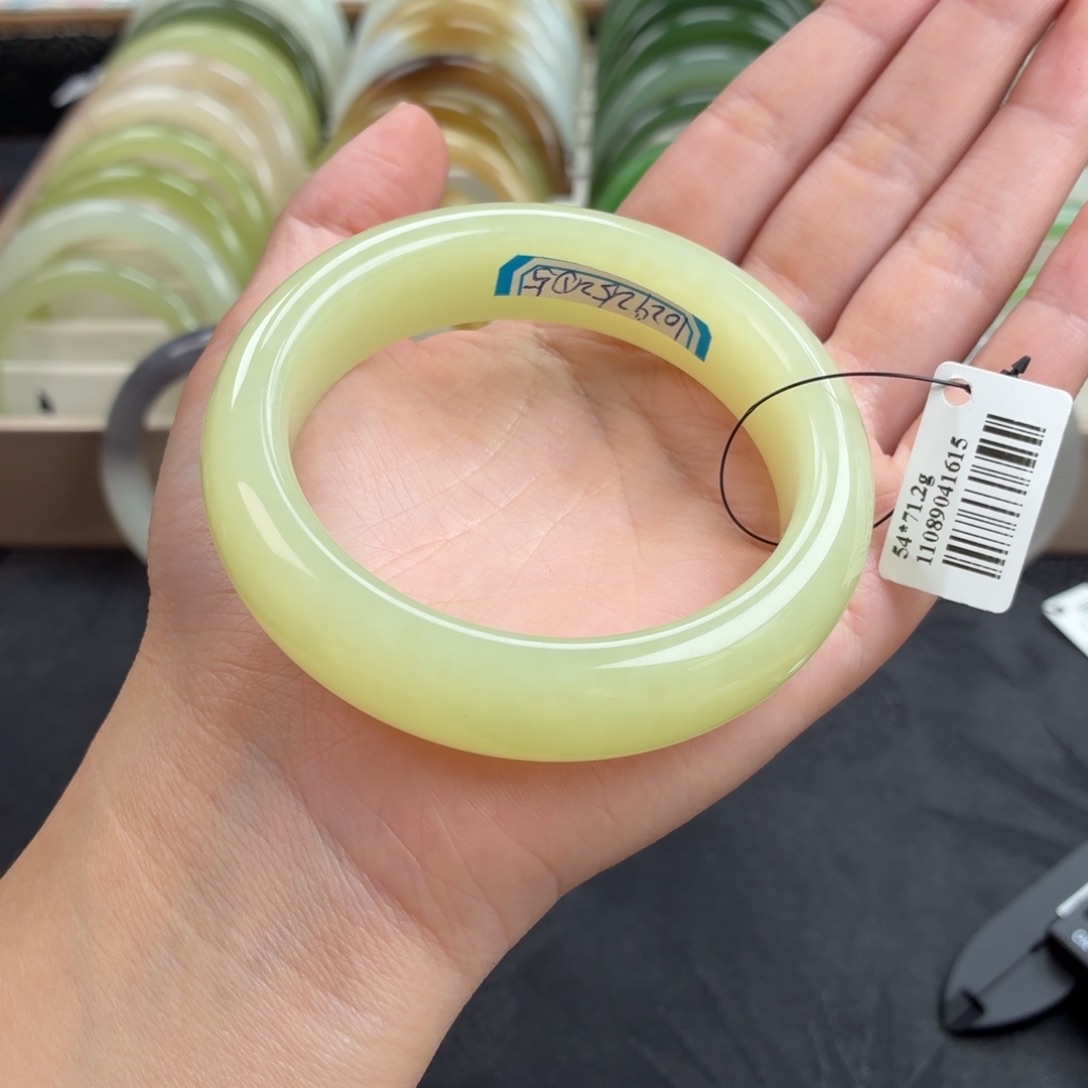 和田玉未镶嵌手镯-中宽黄口捡漏飘糖10