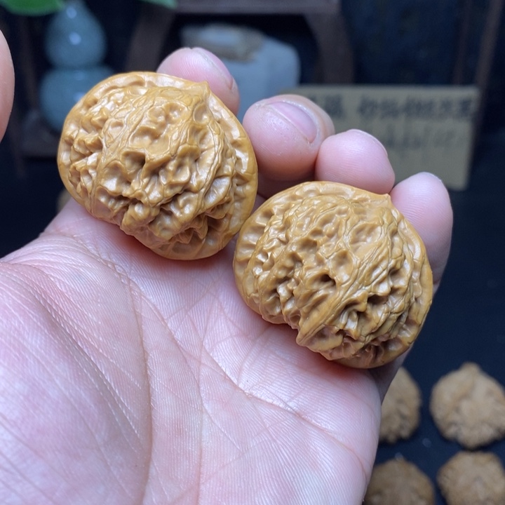 文玩核桃吊坠40+宫灯