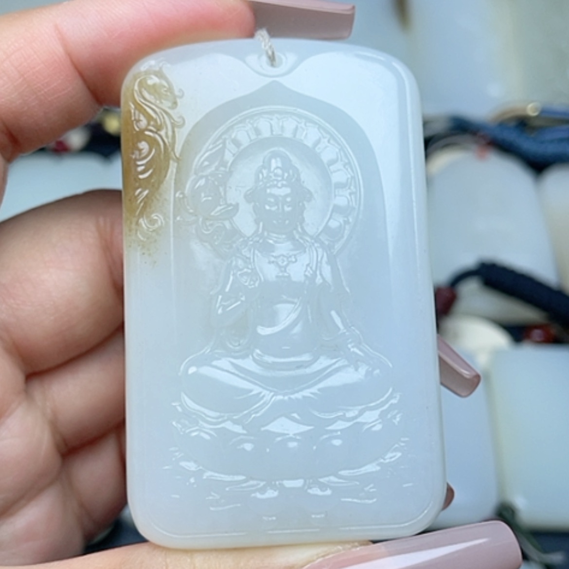 【闪购商品】颈饰未镶嵌和田玉