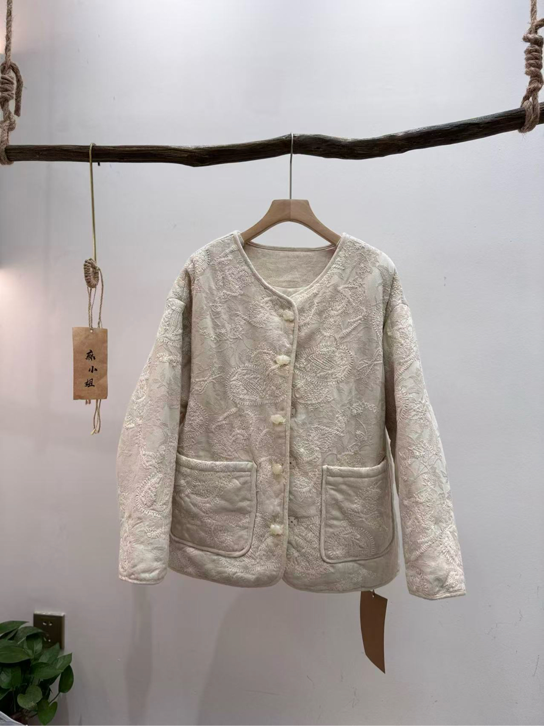 汉麻刺绣提花棉服厚款冬季棉衣宽松型圆领女装国风MXJ    118