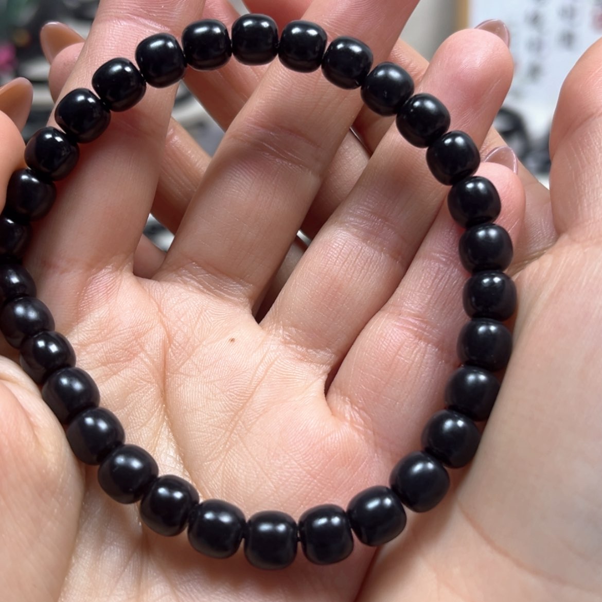 【闪购商品】和田玉（墨玉）卡8老型高羊脂单圈未镶嵌大**痕