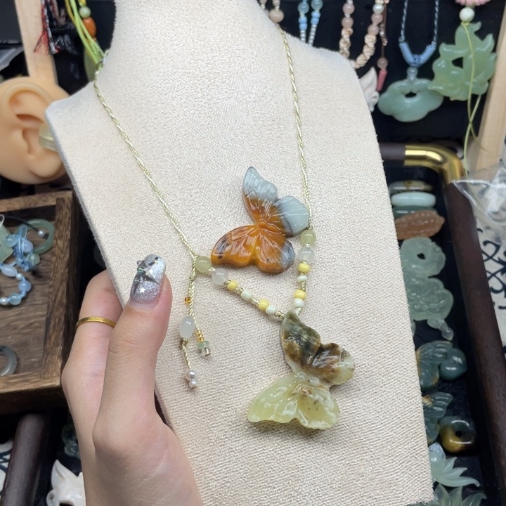 z***h蛇纹石玉未镶嵌颈饰专拍链接