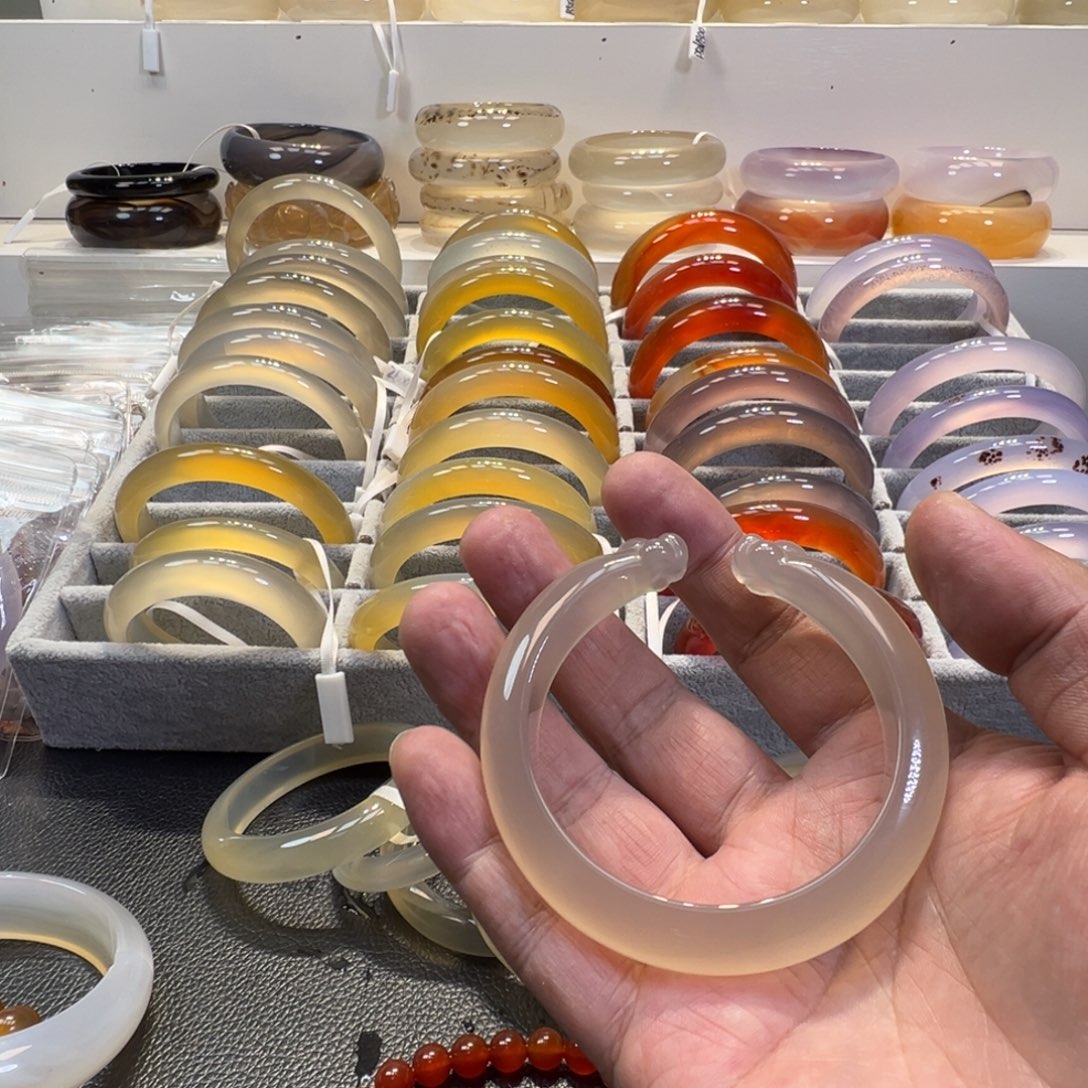 *****玛瑙/玉髓未镶嵌手镯