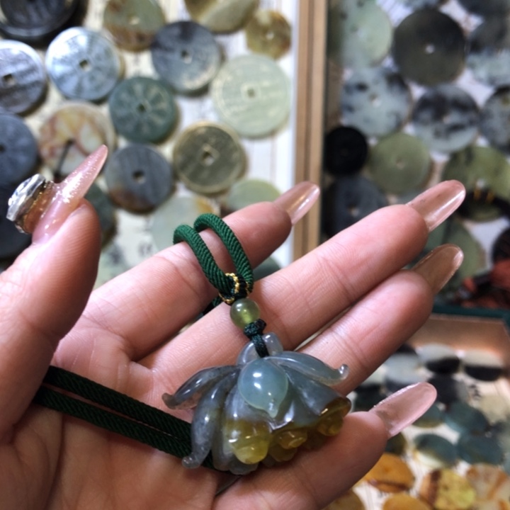 岫玉岫玉挂件未镶嵌