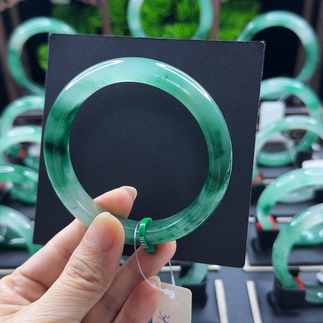 石英质玉手镯未镶嵌?*?