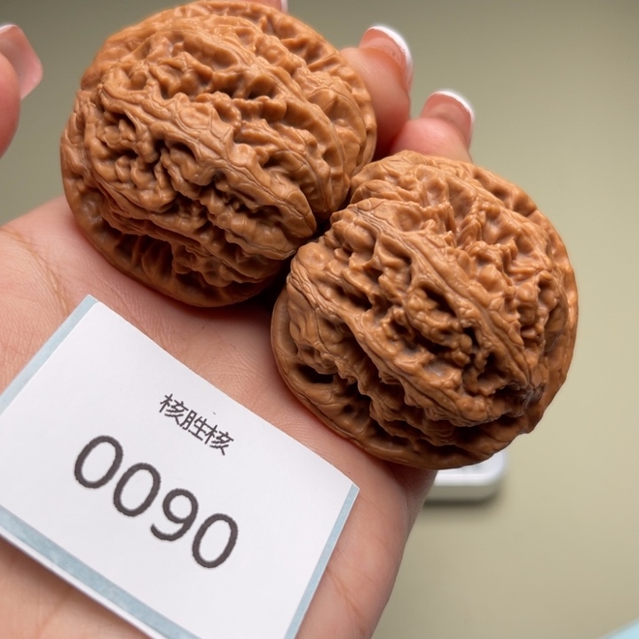 文玩核桃吊坠粗筋43.90