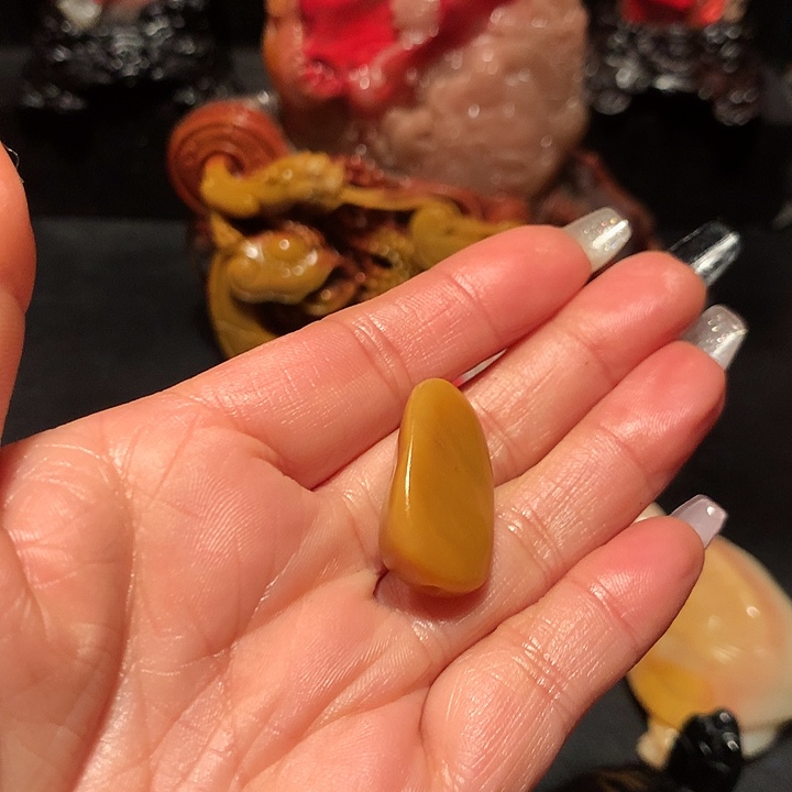 昌化石松**年大师作品漂亮