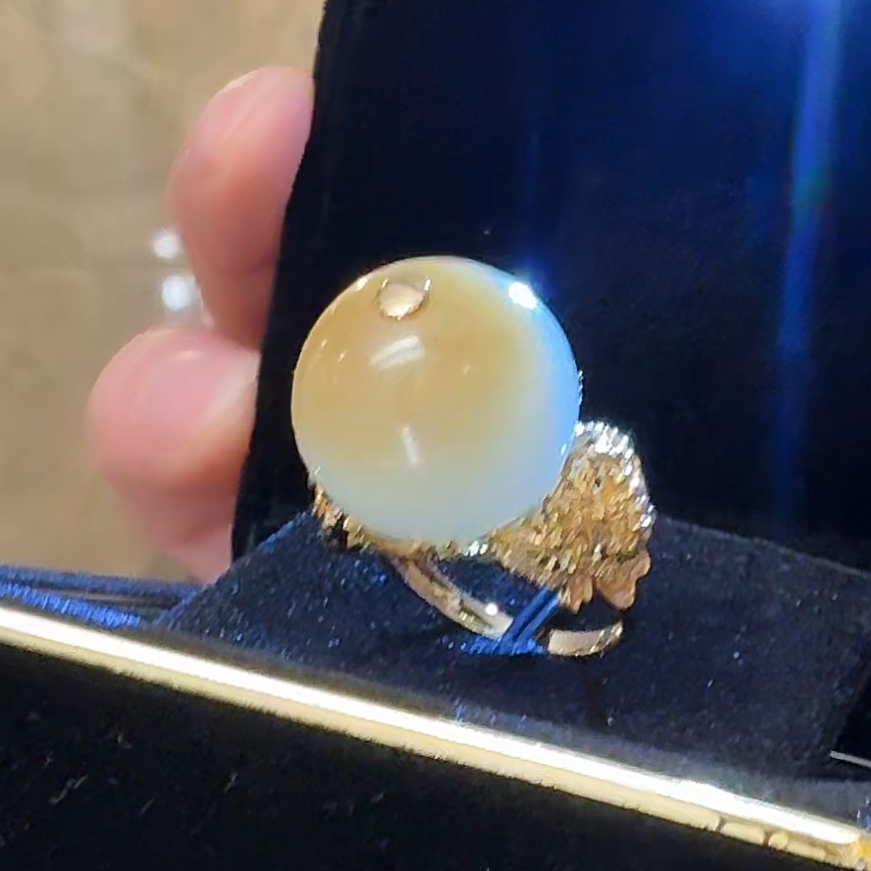 壹屿珠宝    122201  18k金配件和田玉传世级戒指