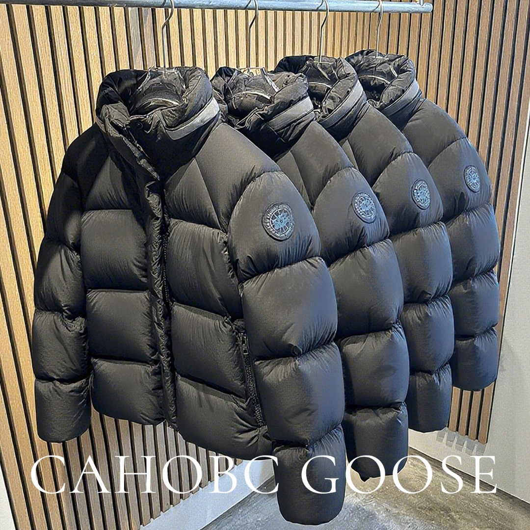 大鹅羽绒服男士2025新款冬季加厚黑色面包服情侣宽松风格短款外套