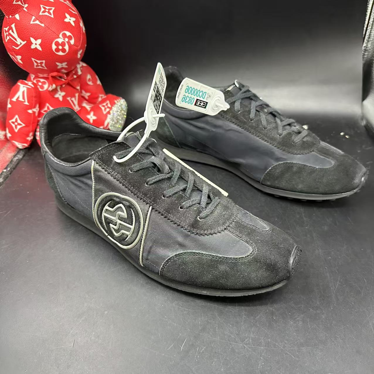 95新 GUCCI/古驰 【AO福利】42欧码 男士黑双G印花休闲鞋bd044