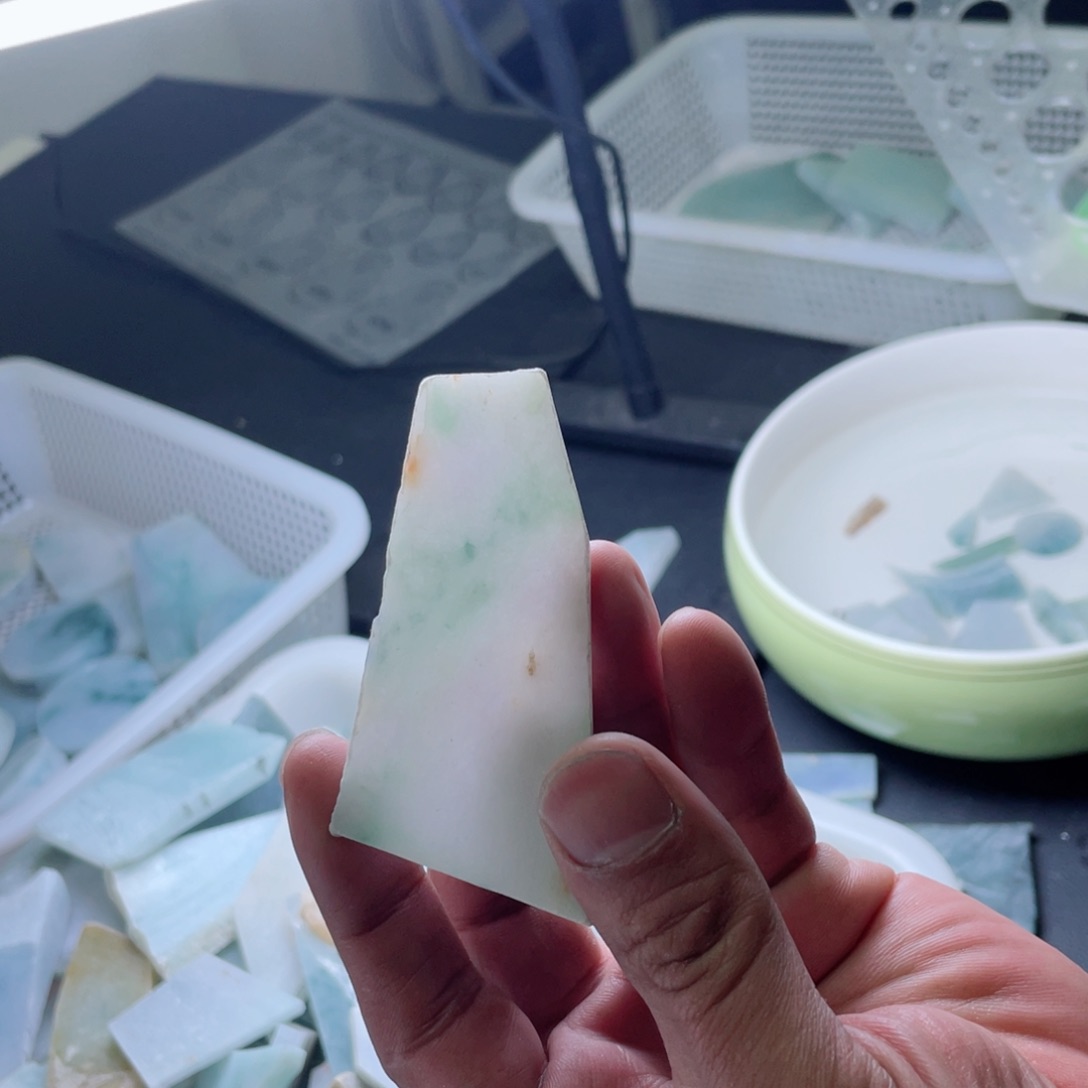 定制翡翠未镶嵌翡翠