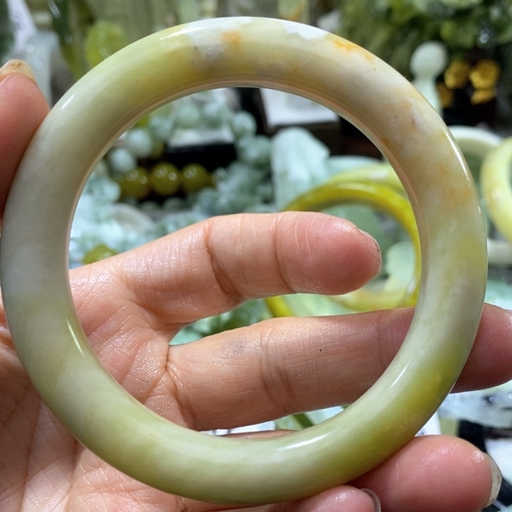 岫玉岫玉手镯未镶嵌