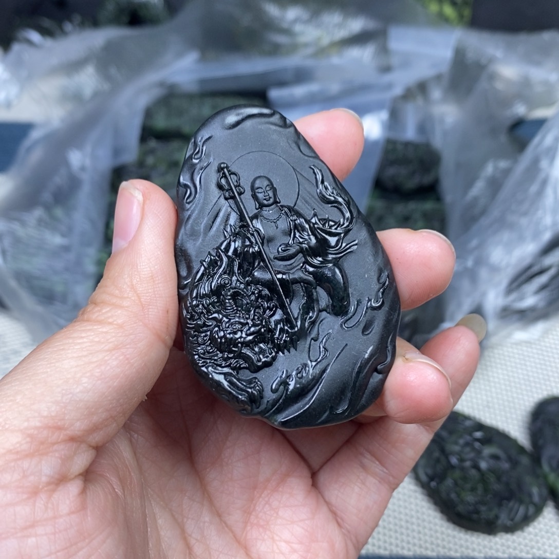 鱼***妈蛇纹石玉未镶嵌颈饰