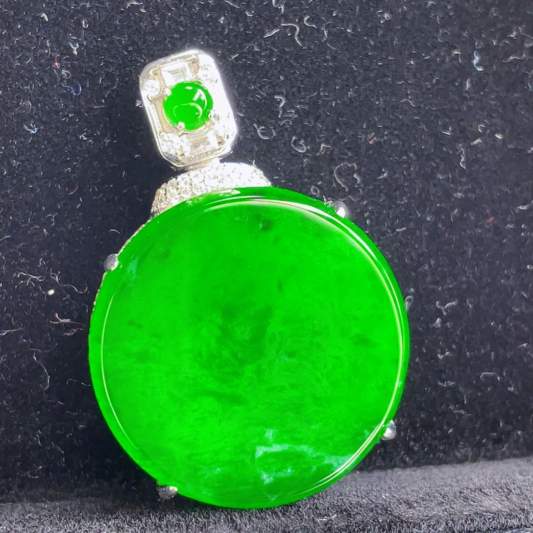 翡翠吊坠(不含链)未镶嵌