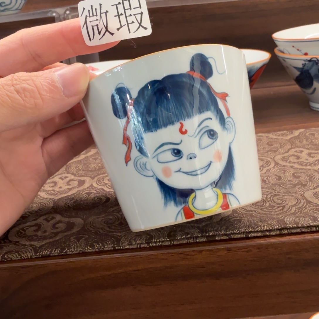 釉下手绘茶具微瑕
