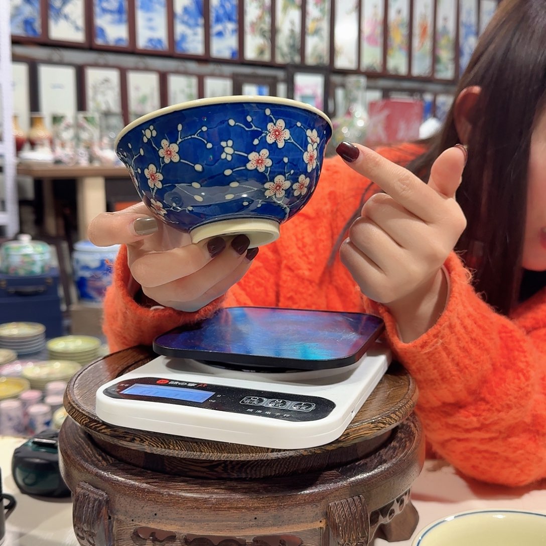 摆件瓷//////景德镇陶瓷瓷器。