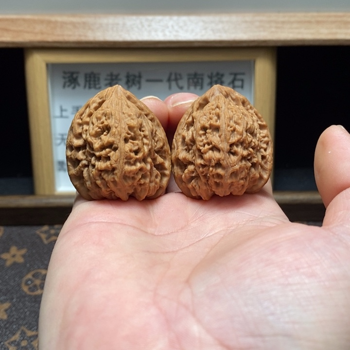 吊坠文玩核桃南疆36/36/39