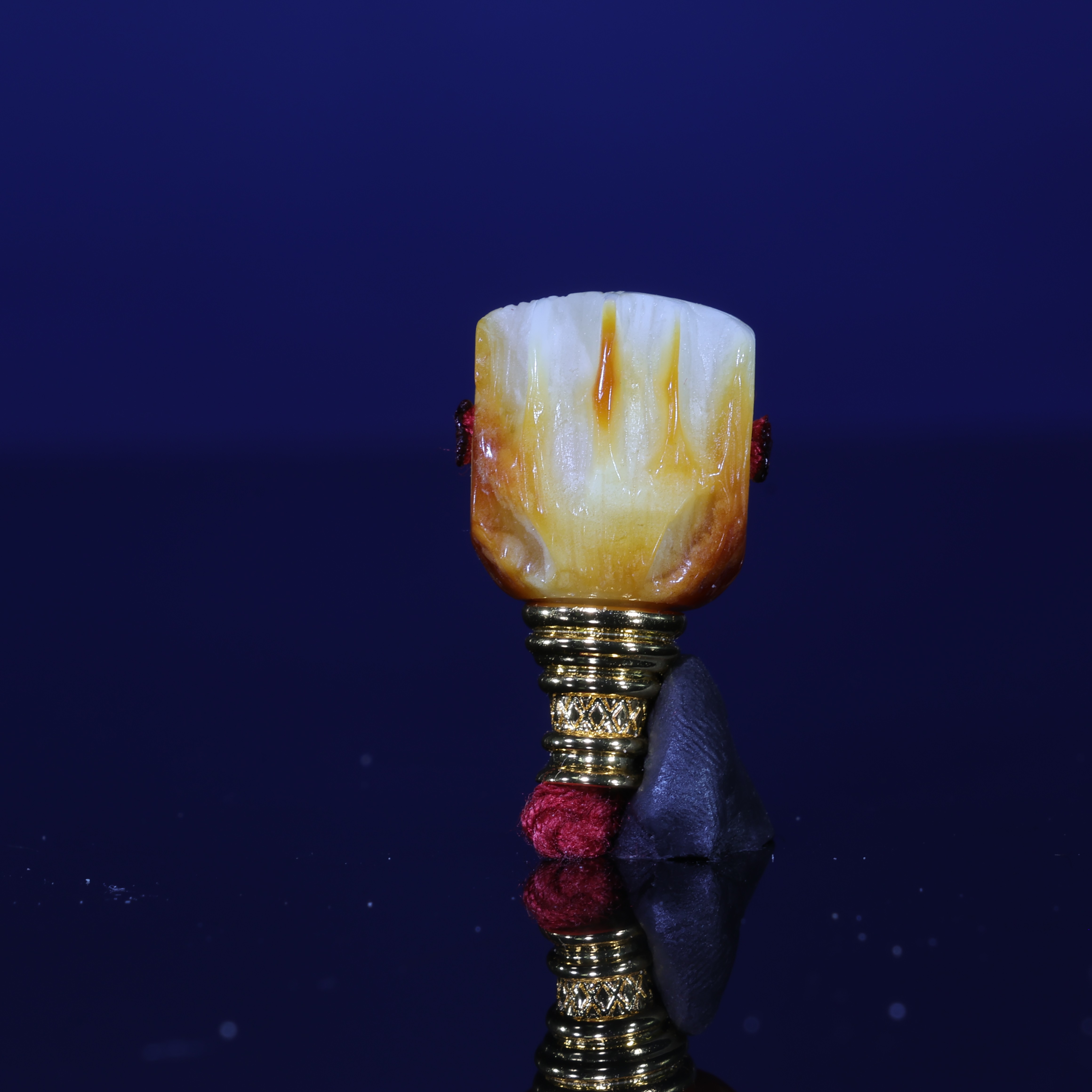 11m蜜蜡三通一物一图白花沁色雕刻百香分体三通佛头蜜蜡配饰C503