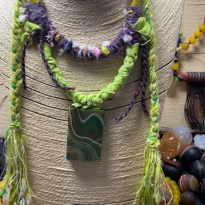 玛瑙/玉髓未镶嵌颈饰