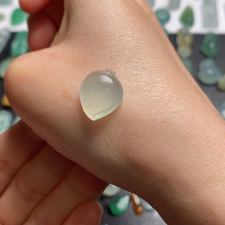 定制翡翠未镶嵌桃子