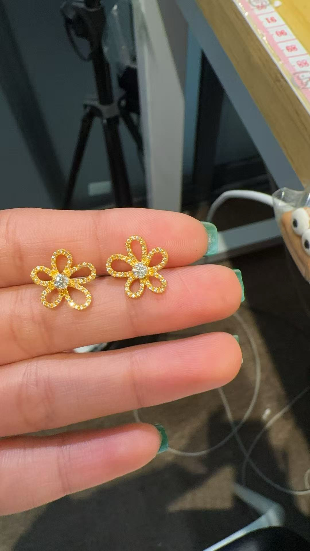 足金999耳饰   3.06克