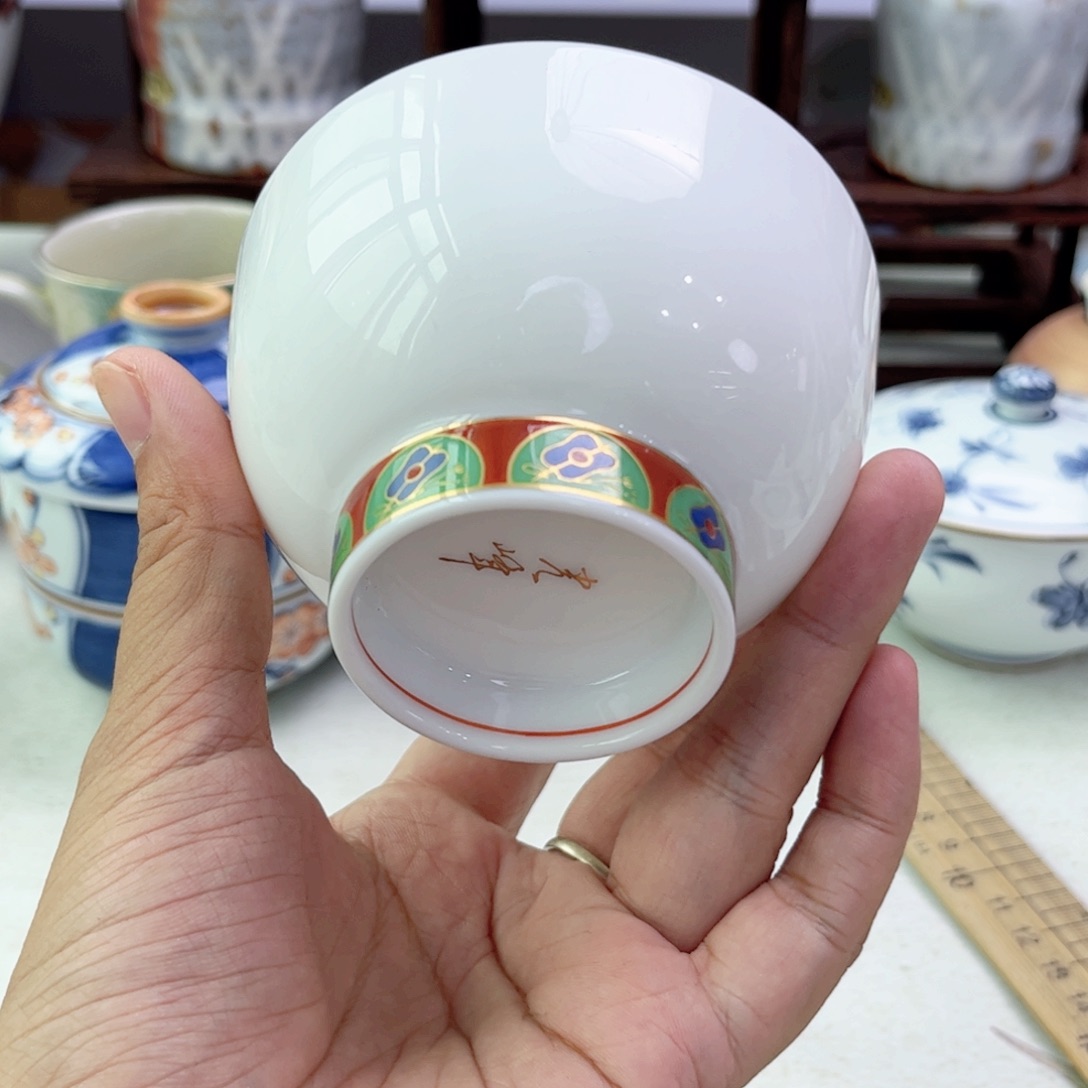 瓷片欢迎光临美桃儿～