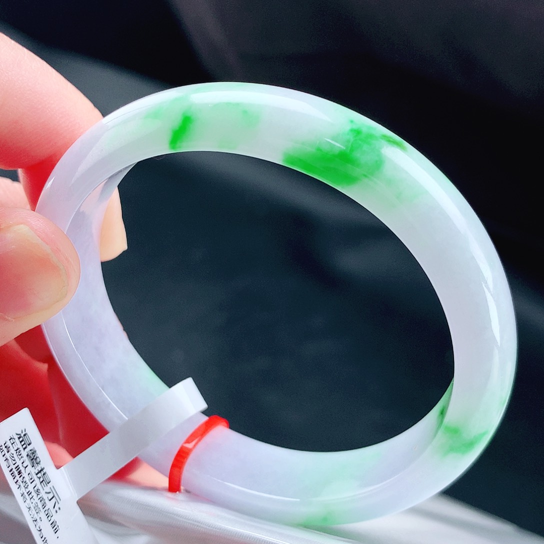 未镶嵌手镯（贵妃镯）翡翠56贵妃