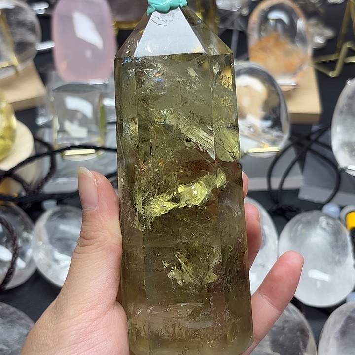 未镶嵌水晶珠宝半成品