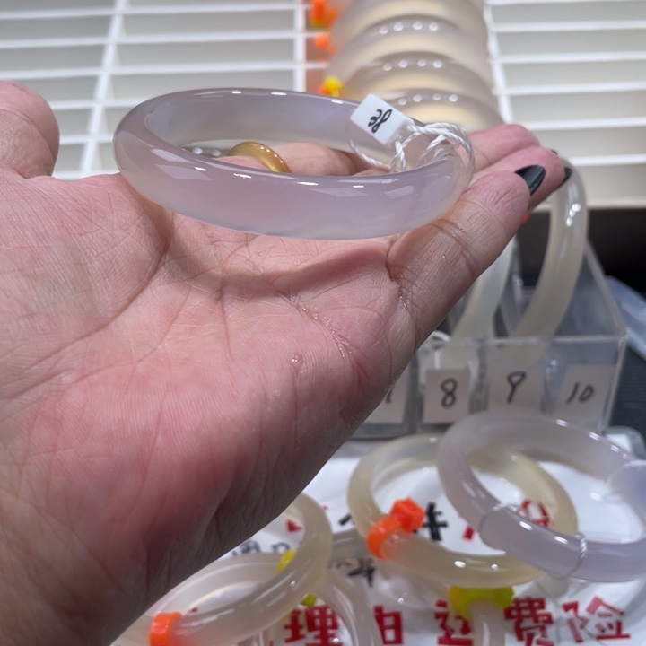 玛瑙/玉髓未镶嵌手镯