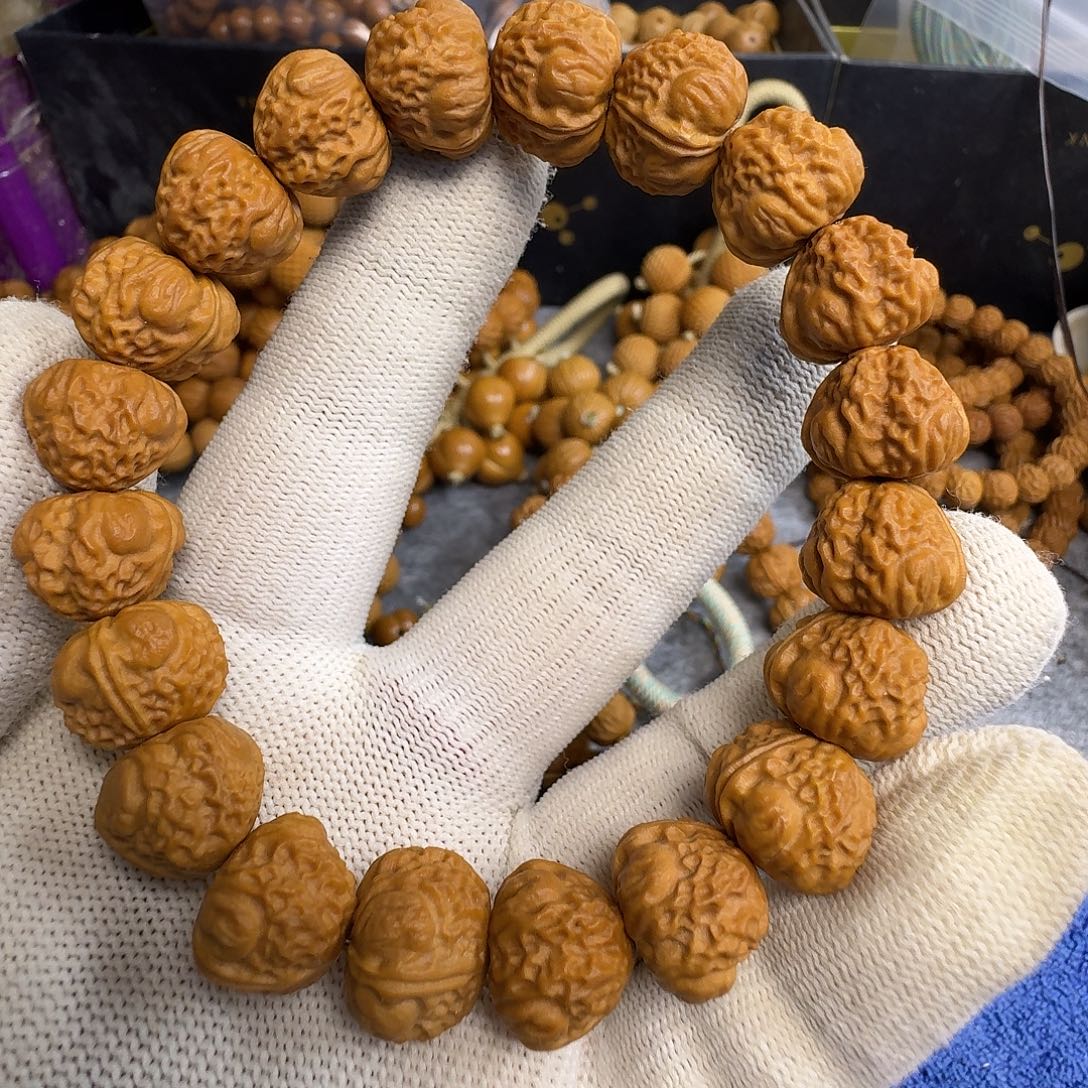 猴头核桃手串猴头雕刻钻石蛙手串