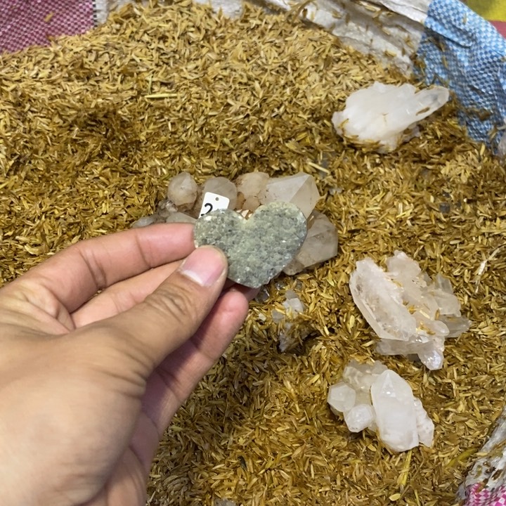 水晶水晶原石摆件未镶嵌四*击