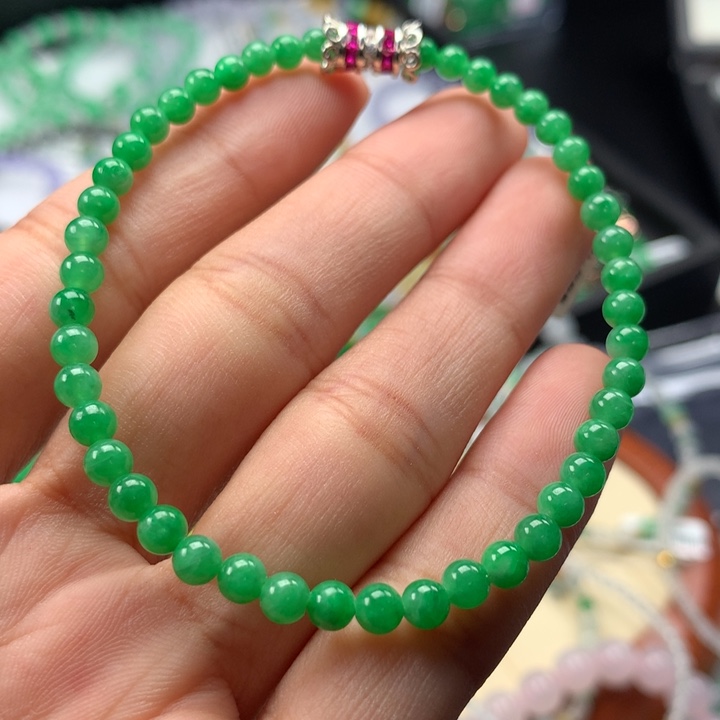 翡翠未镶嵌手镯卡