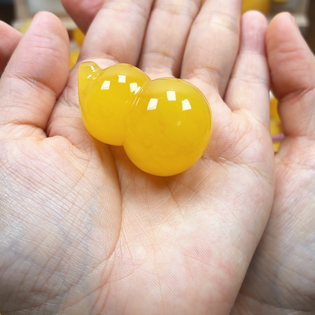 蜜蜡未镶嵌颈饰焦皮妖花葫芦