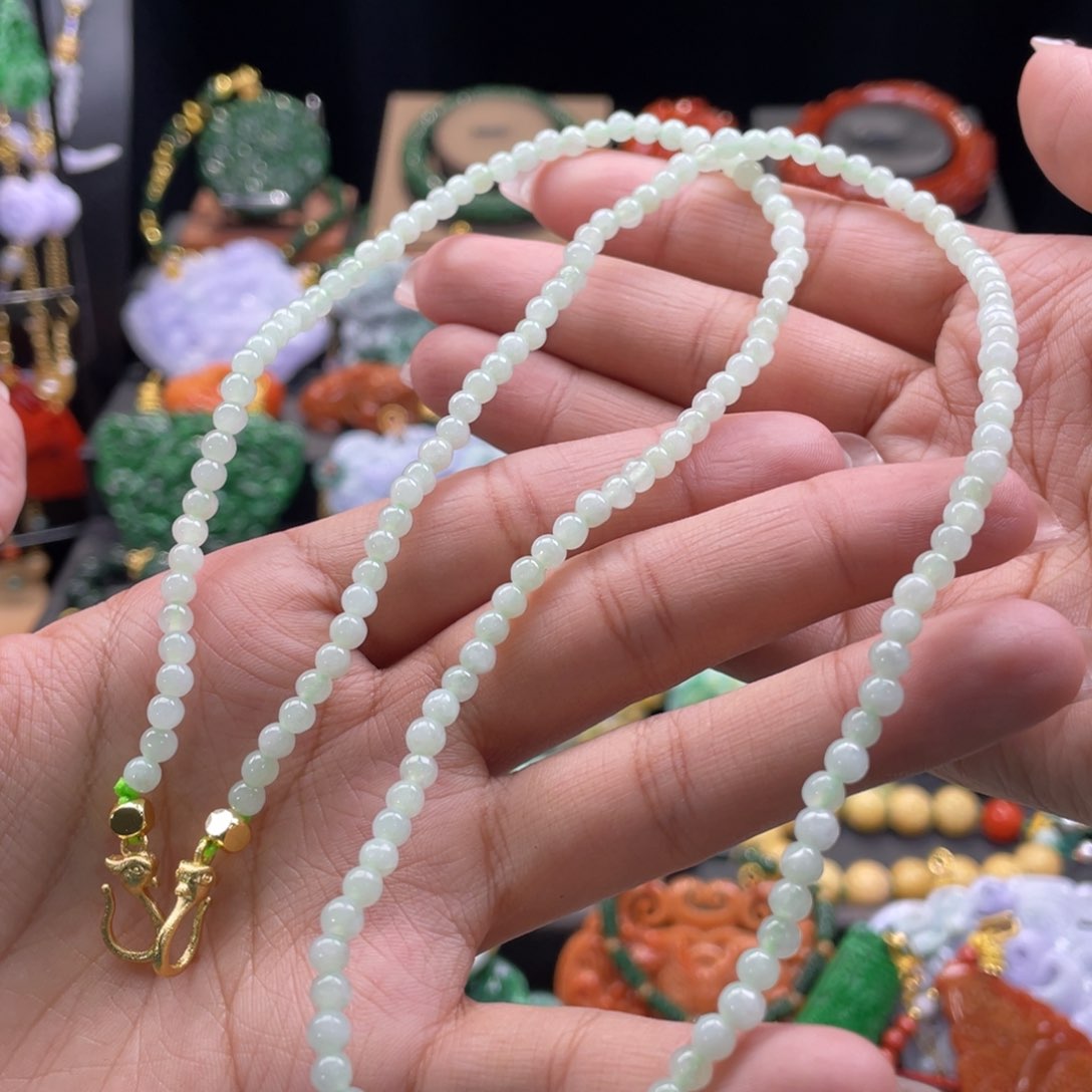 翡翠颈饰未镶嵌熊*代编织