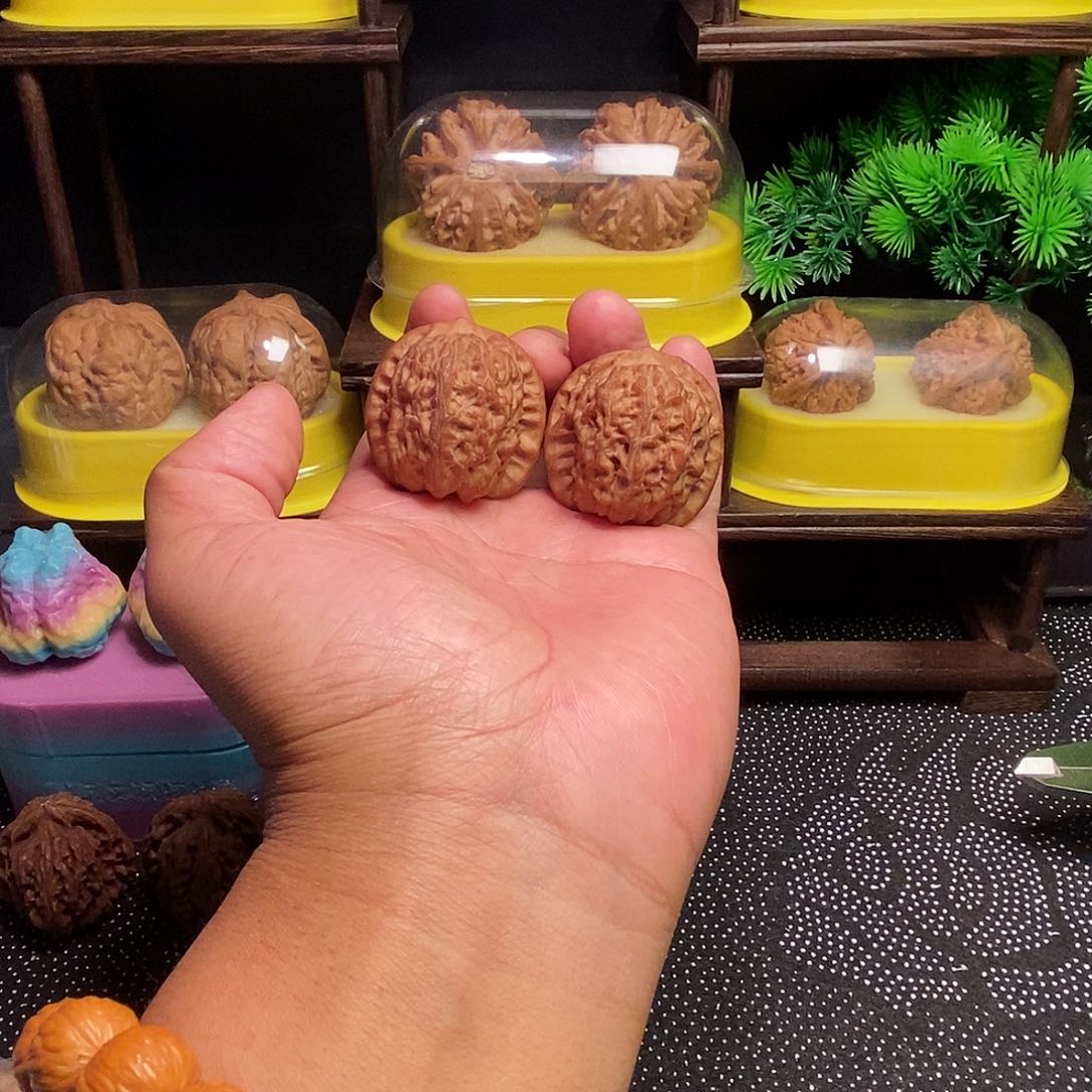 吊坠文玩核桃血麒麟38